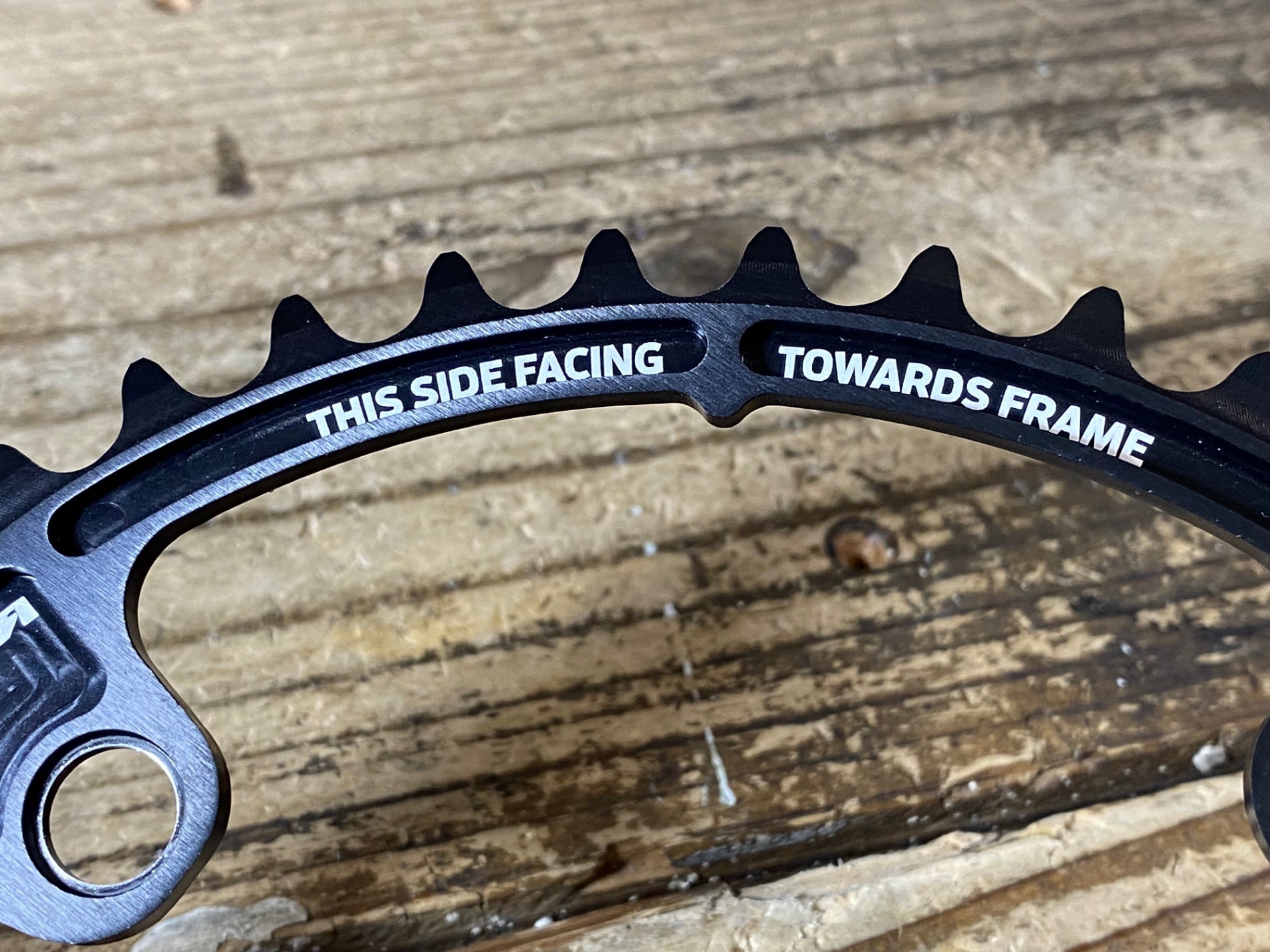 JS061 ローター ROTOR QRINGS インナー 楕円チェーンリング 39T 11S