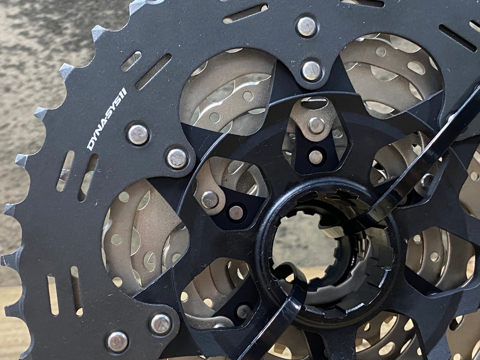 KE266 シマノ SHIMANO XT スプロケット CS-M8000 11-42T 11S – BICI