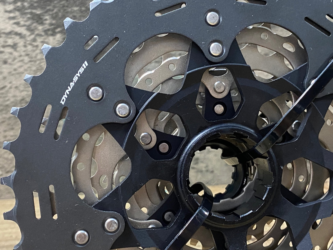 KE266 シマノ SHIMANO XT スプロケット CS-M8000 11-42T 11S