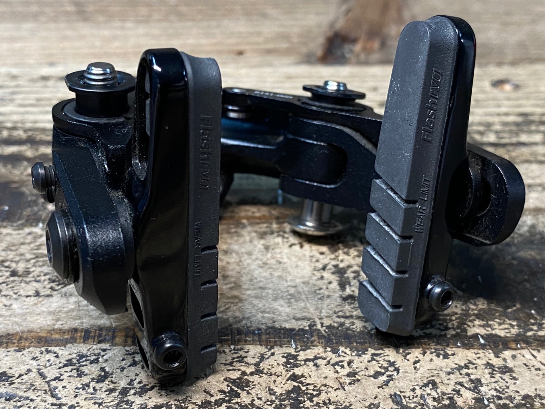 IB878 トレック TREK SLR キャリパーブレーキ 前後セット 本体のみ