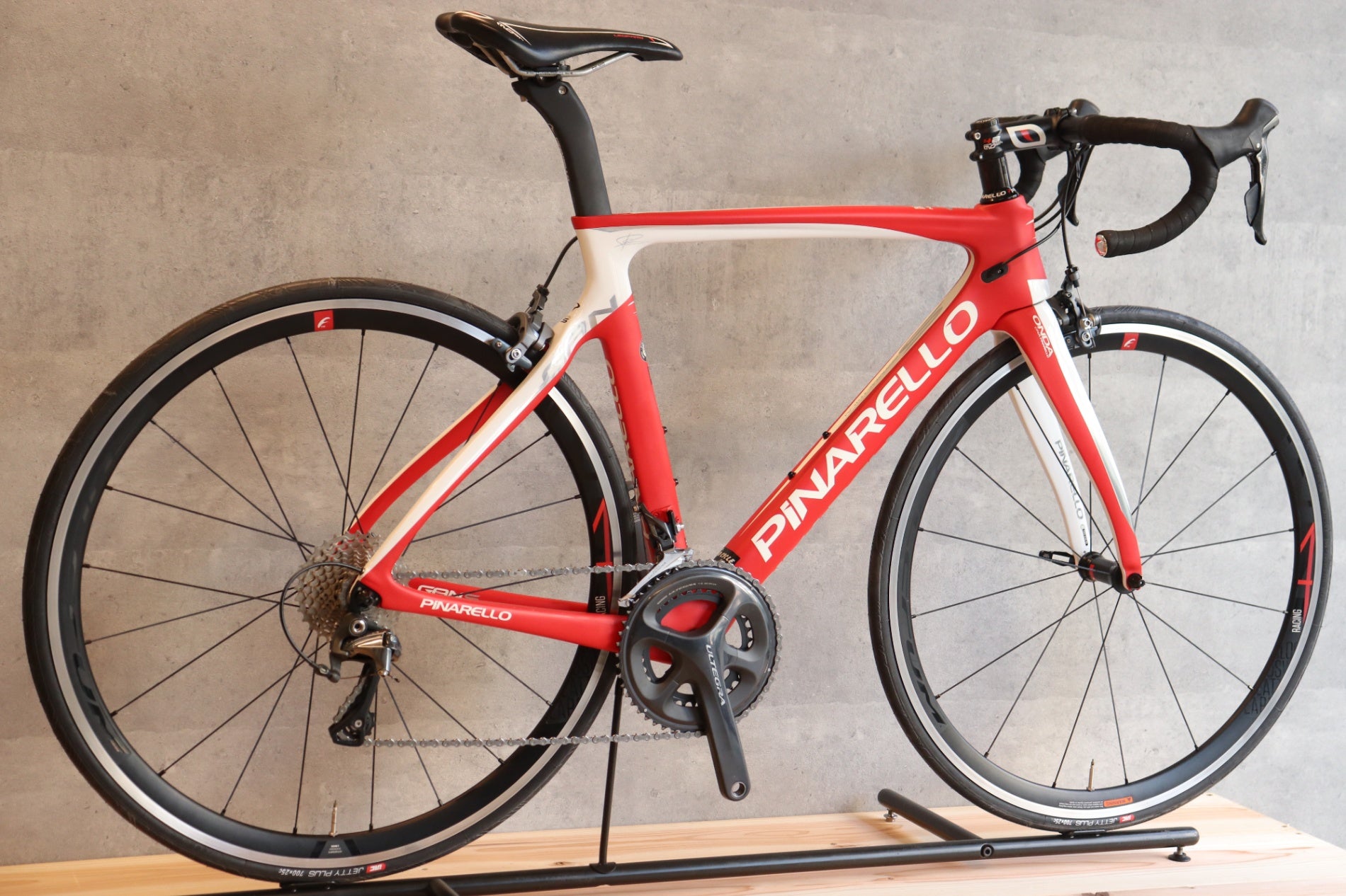 ピナレロ PINARELLO ガン GAN S 2016年モデル 515サイズ シマノ