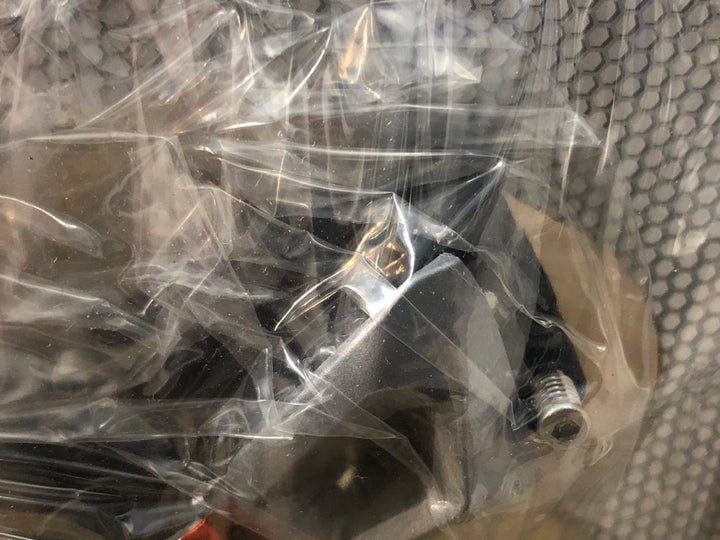 JS308 シマノ SHIMANO 105 FD-R7000 直付け フロントディレイラー シルバー