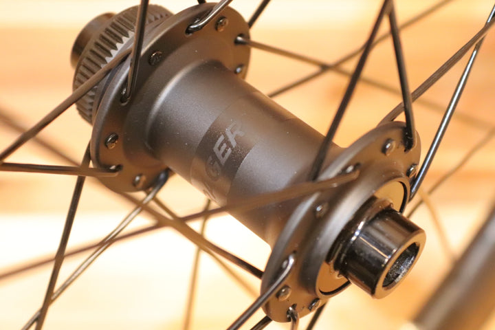 ボントレガー BONTRAGER アイオロス エリート AEOLUS ELITE 50 DISC シマノ 11S/12S 21C カーボン チューブレスレディ ホイールセット 【広島店】