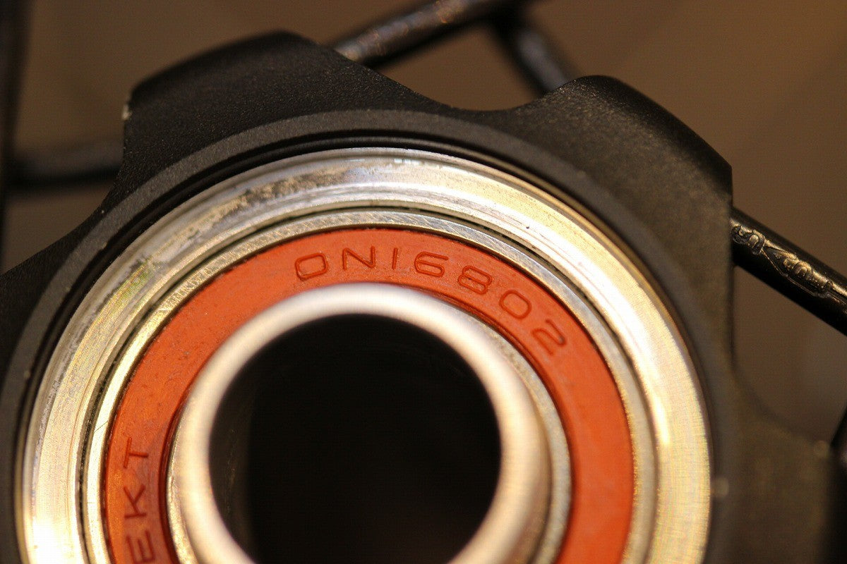 ハナマル アクセル カーボンホイール フルセラミックベアリング むう ギア+4_6_0.1樹脂シム6枚 ダブルベアリング フルセラミック コグ