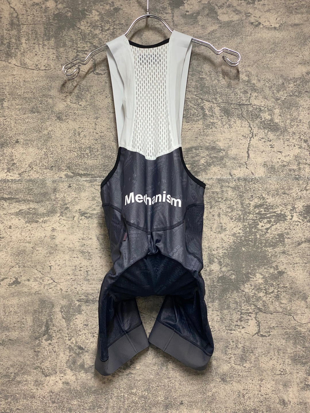 KM711 パスノーマルスタジオ PAS NORMAL STUDIOS MECHANISM LATE DROP BIB SHORTS ビブショーツ グレー S