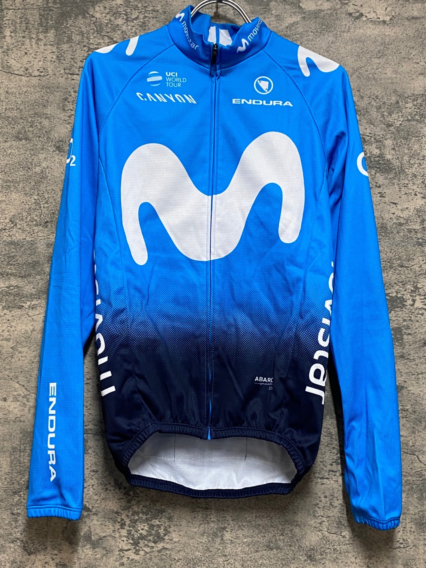 JP956 エンデュラ ENDURA モビスター Movister 長袖サイクルジャージ