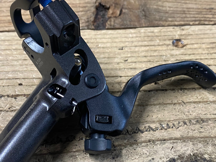 KJ399 シマノ SHIMANO セイント SAINT BL-M820 油圧 ブレーキレバー
