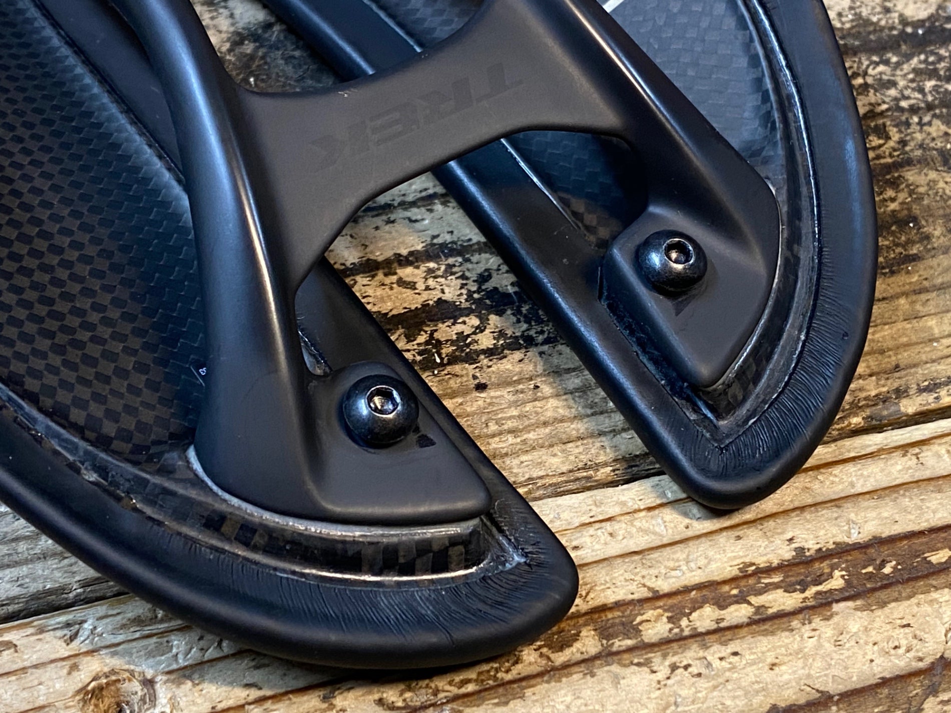 JQ096 トレック TREK AEOLUS RSL Saddle サドル 黒 145mm カーボン