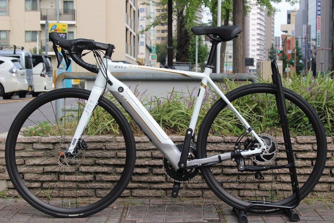 ベスビー BESV JR1 2023 Mサイズ シマノ 105 R7020 11S アルミ 電動アシスト ロードバイク E-BIKE 【名古屋店】