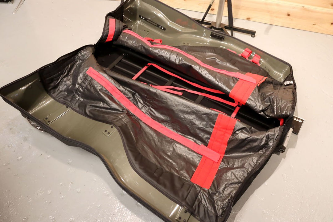 イーボック EVOC ロードバイクバッグ ROAD BIKE BAG PRO 300L 輪行用 ハードケース 未使用品 【千葉店】