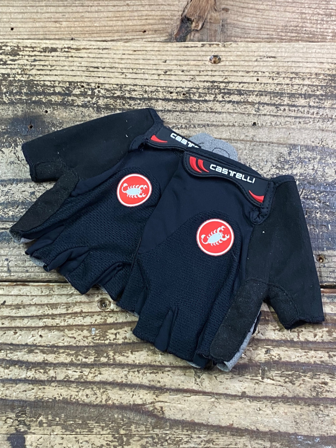 JH098 カステリ CASTELLI 指切りグローブ 黒 L