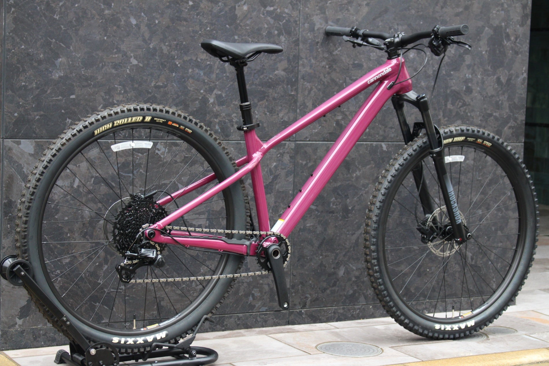 キャノンデール CANNONDALE ハビット Habit HT2 2023モデル Mサイズ