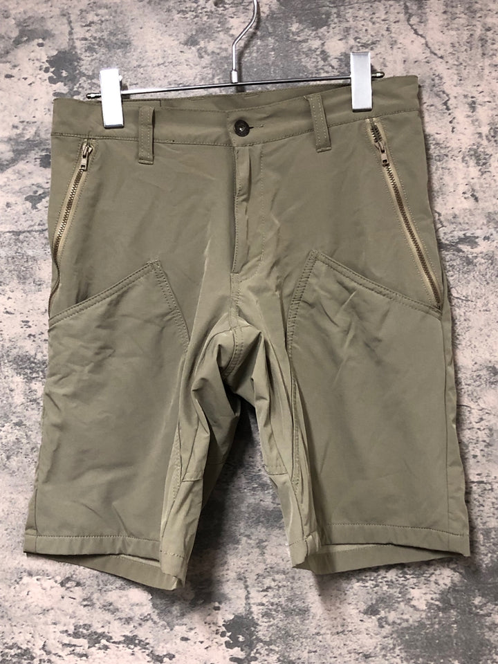 JS162 カペルミュール KAPELMUUR ハーフパンツ カーキ M