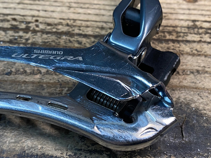 JM567 シマノ SHIMANO アルテグラ ULTEGRA FD-6800 フロントディレイラー ※台座,ボルト欠品