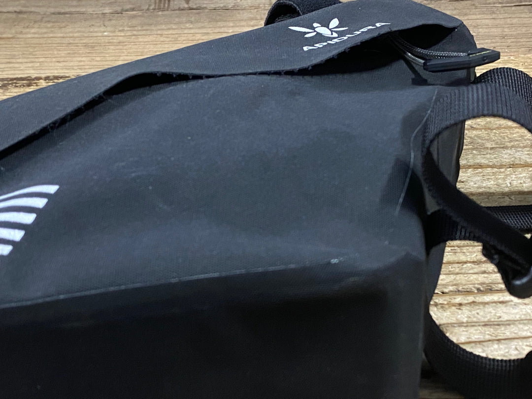 KO027 アピデュラ APIDURA レーシング フレームパック 防水 フレームバッグ 2.4L
