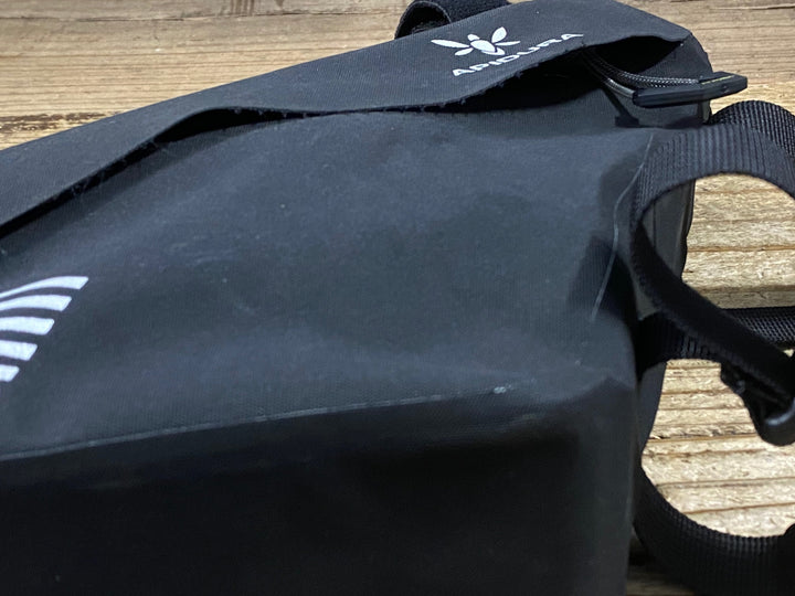 KO027 アピデュラ APIDURA レーシング フレームパック 防水 フレームバッグ 2.4L