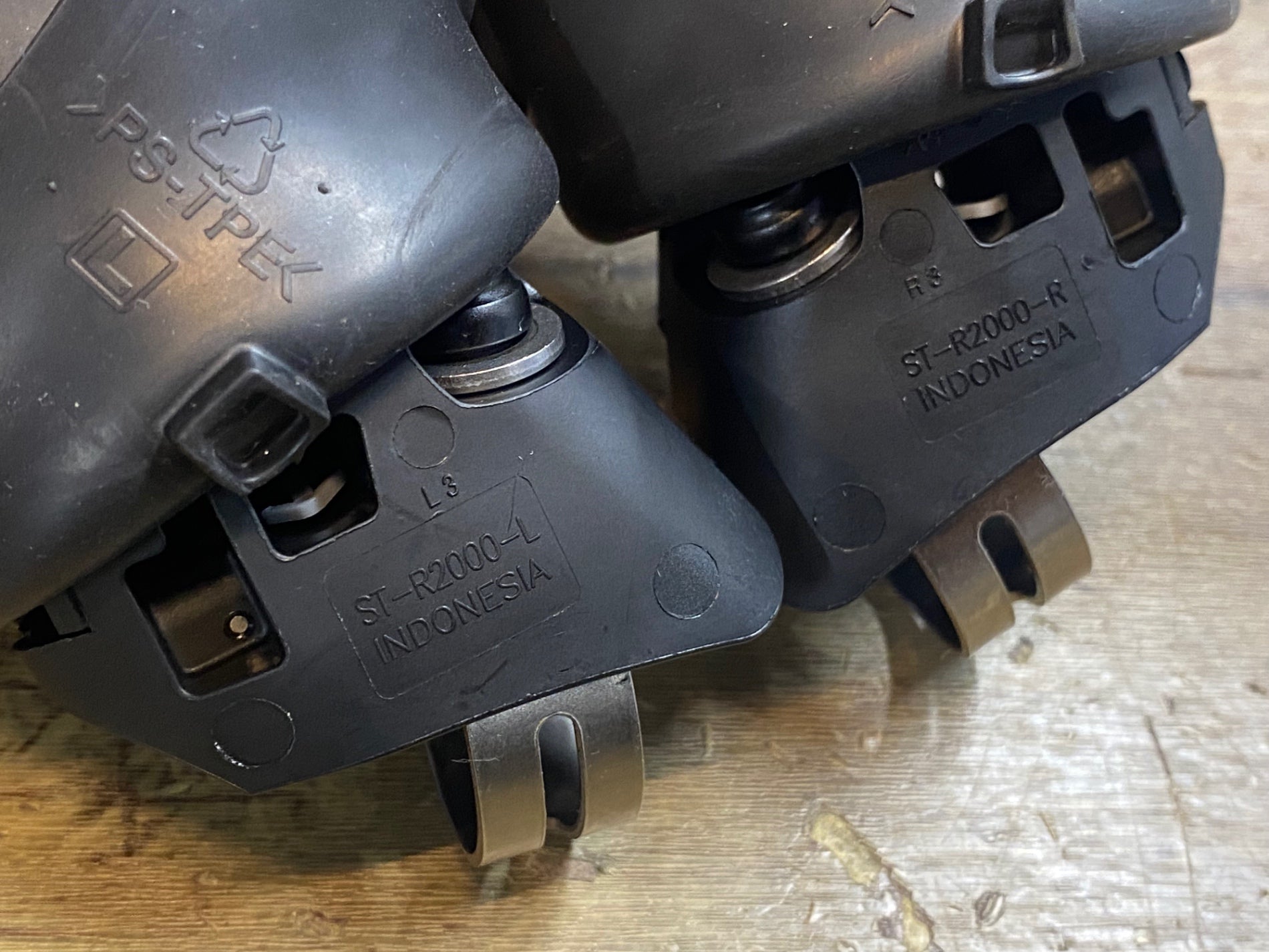 JN840 シマノ SHIMANO クラリス Claris ST-R2000 STIレバー 左右セット