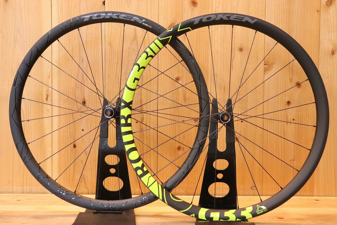 トーケン TOKEN ROUBX G33 カーボン チューブレスレディ ホイールセット シマノ 11S/12S 【芦屋店】