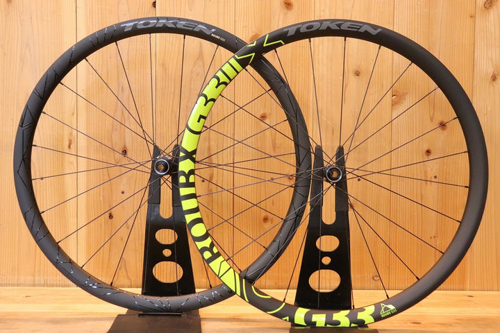 トーケン TOKEN ROUBX G33 カーボン チューブレスレディ ホイールセット シマノ 11S/12S 【芦屋店】