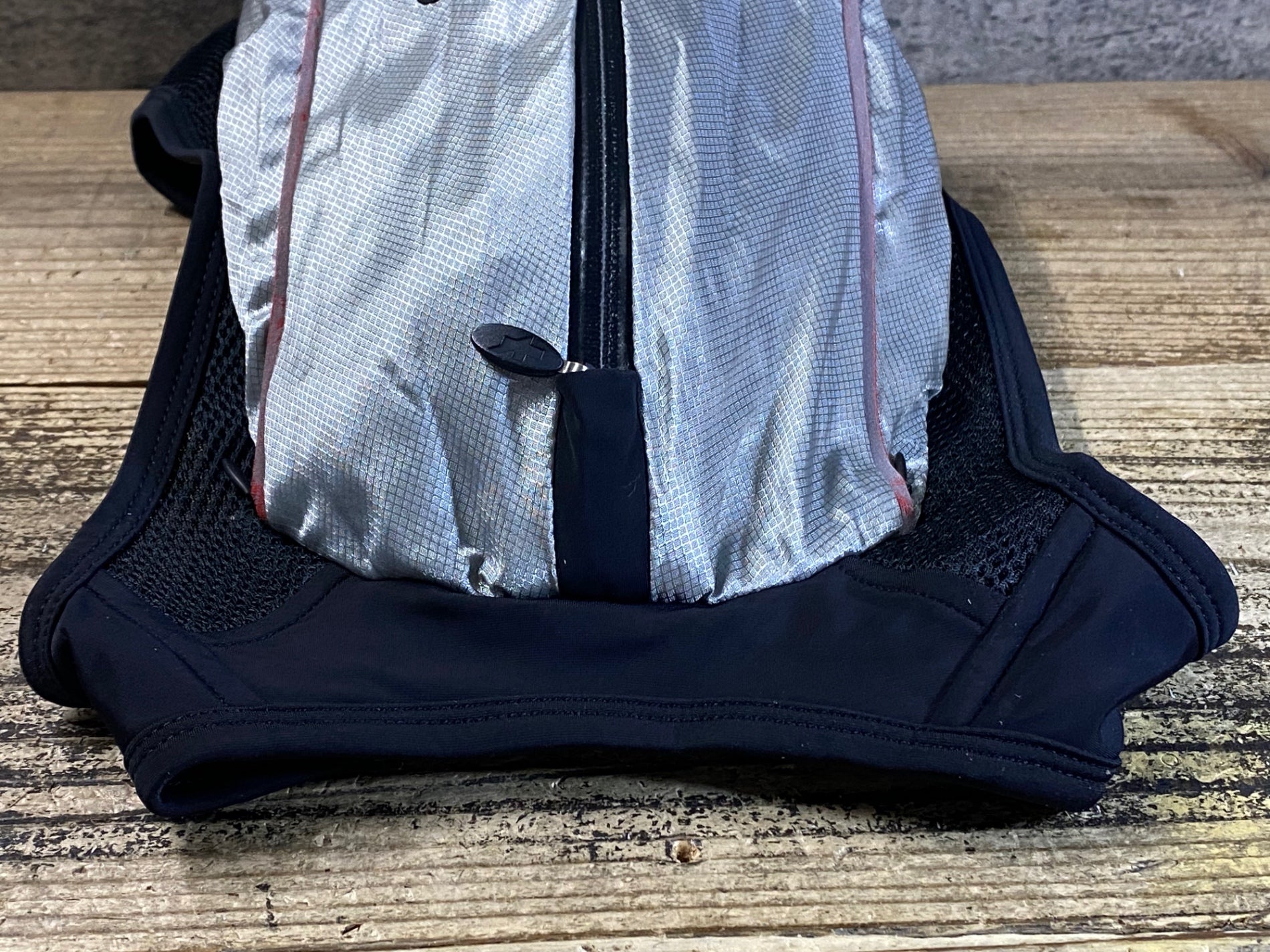 JQ925 アソス ASSOS DB 61.6 スパイダーバッグ – BICI AMORE ONLINE STORE