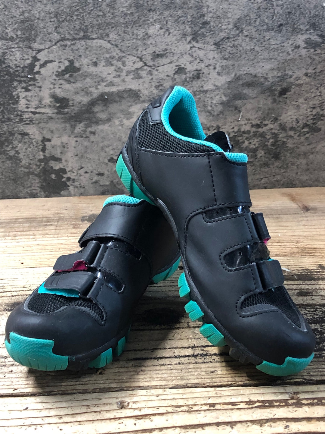 KG389 フィジーク FIZIK M6 MTB shoes ビンディングシューズ 黒 SPD EU36 ペン字あり