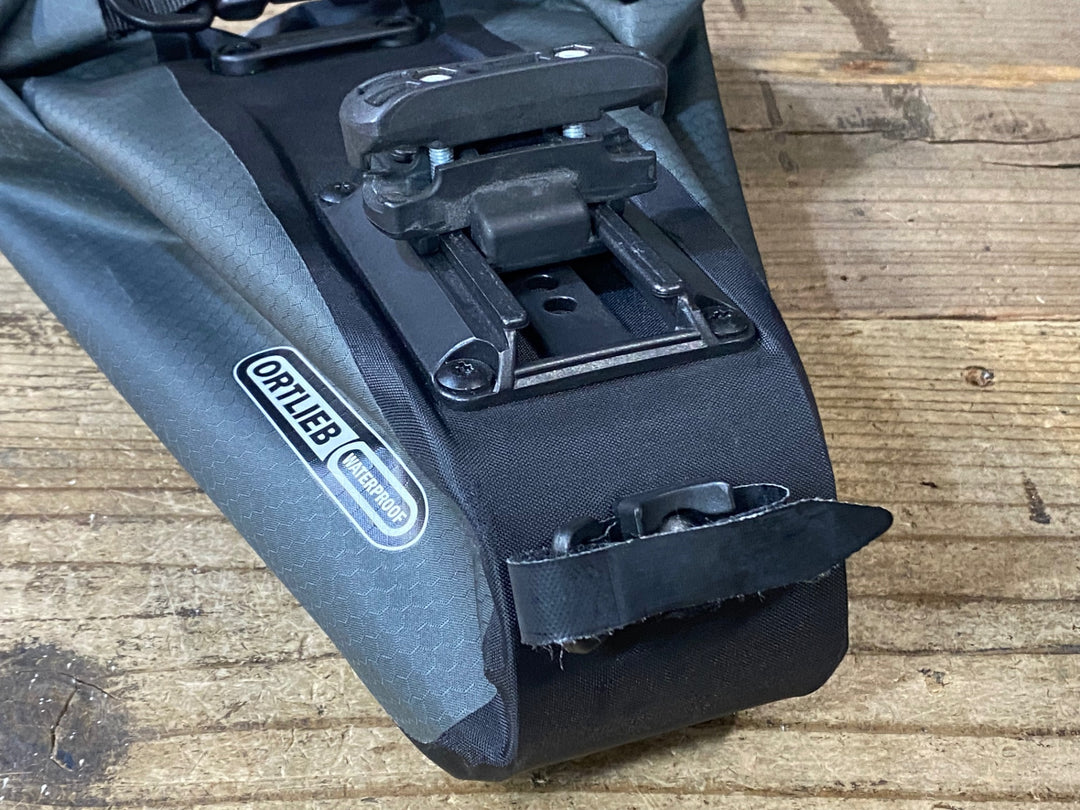 JY461 オルトリーブ ORTLIEB サドルバッグ グレー