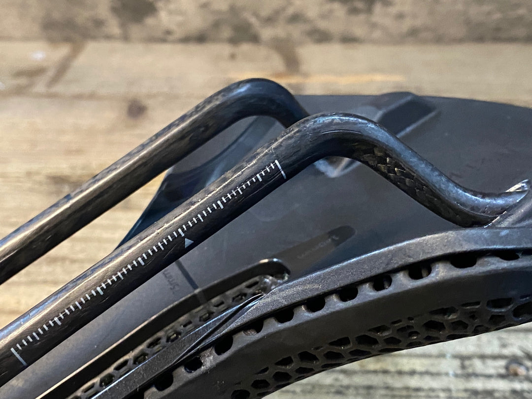 JW584 フィジーク fizik VENTO ARGO R1 ADAPTIVE 140mm サドル カーボンレール 黒