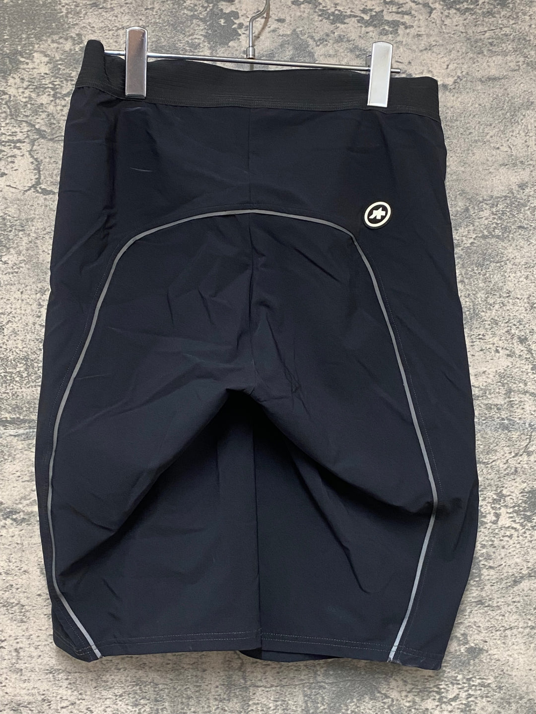KG045 アソス assos TRAIL CARGO SHORTS T3 ハーフパンツ 黒 M