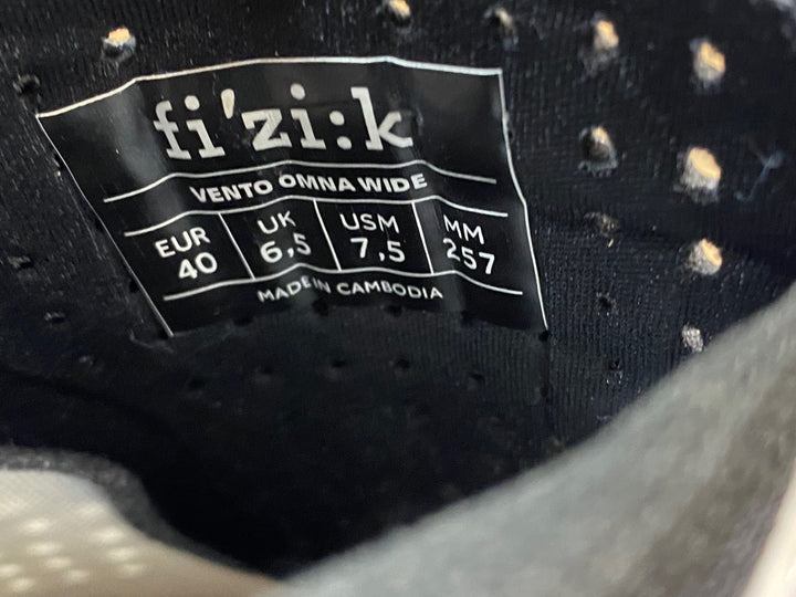 JW178 フィジーク fizik VENTO OMNA WIDE ビンディングシューズ SPD-SL EU40 白