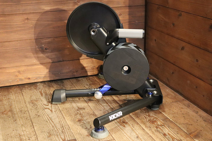 ワフー WAHOO キッカー KICKR V5 スマートトレーナー ローラー台 ZWIFT対応 KICKR  【東京南麻布店】