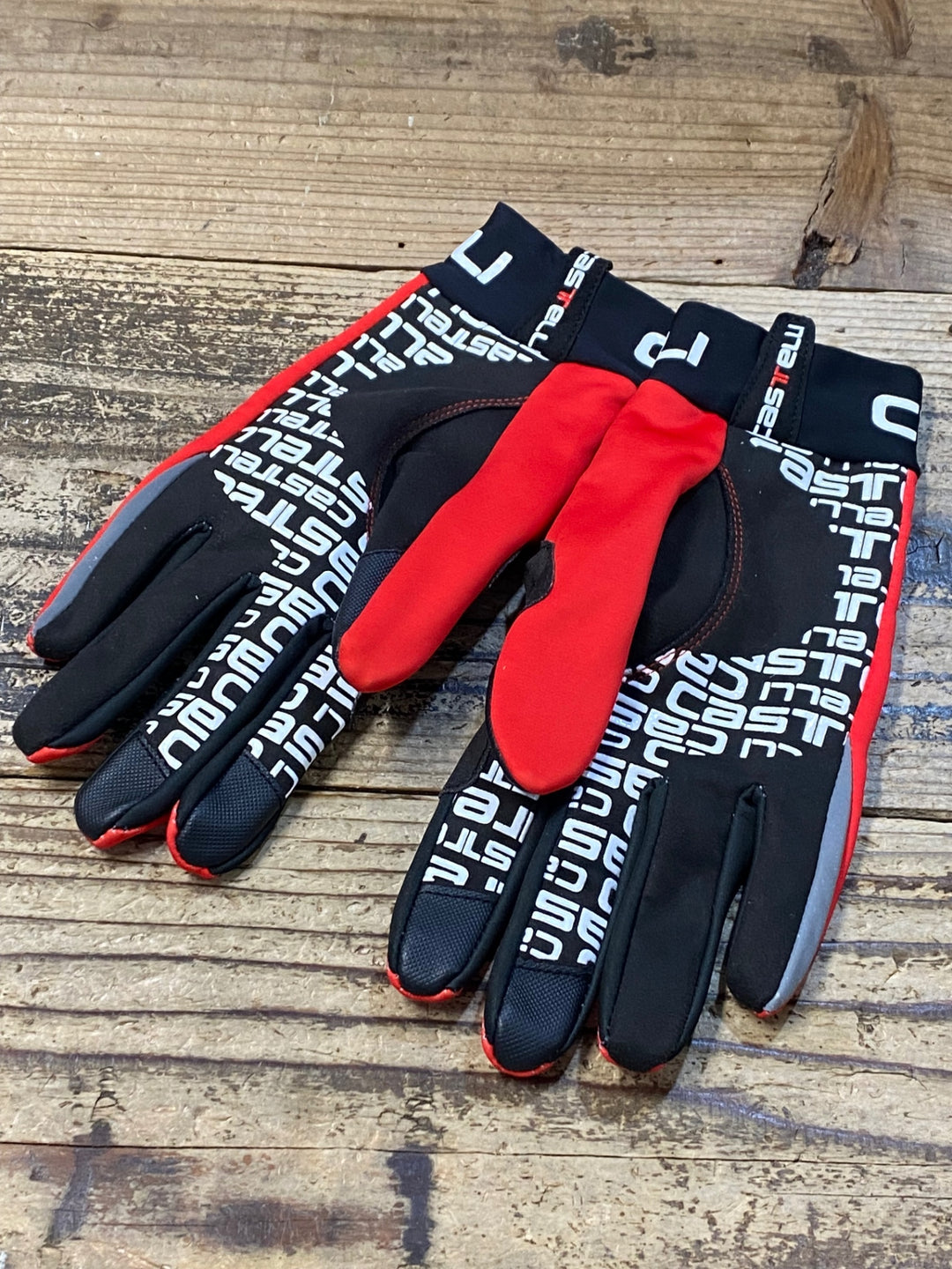JT032 カステリ CASTELLI 長指 グローブ 黒 赤 L 裏起毛