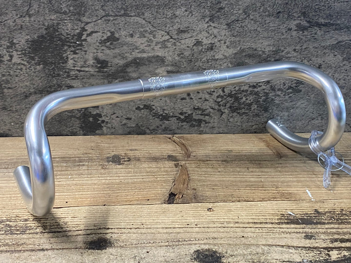 KJ376 日東 NITTO M151F アルミドロップハンドル シルバー 400mm Φ26.0