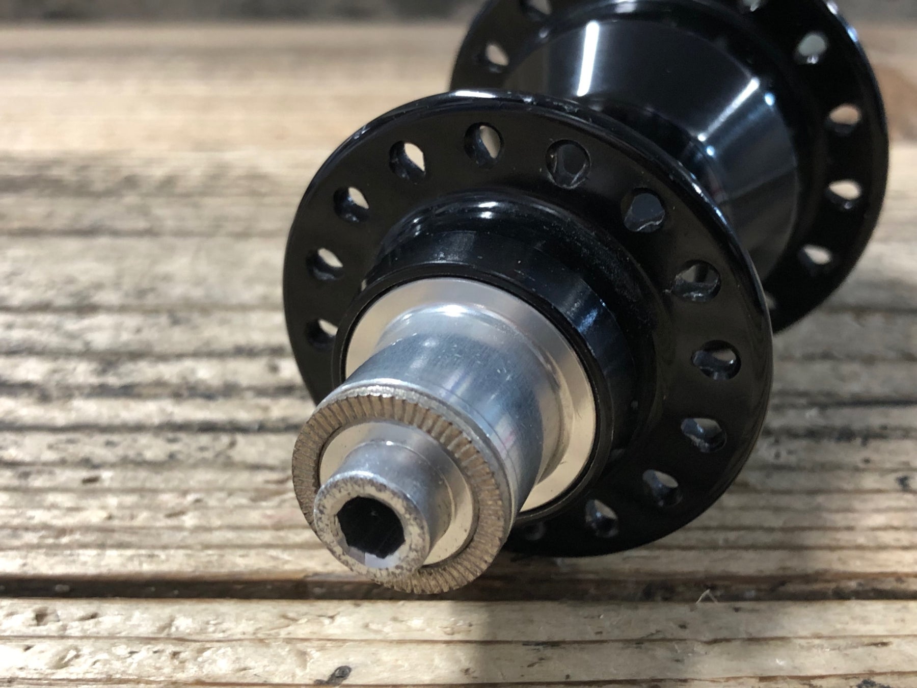 KB245 TNi エボリューション Evolution ハブ リア 32H 130mm ※フリー