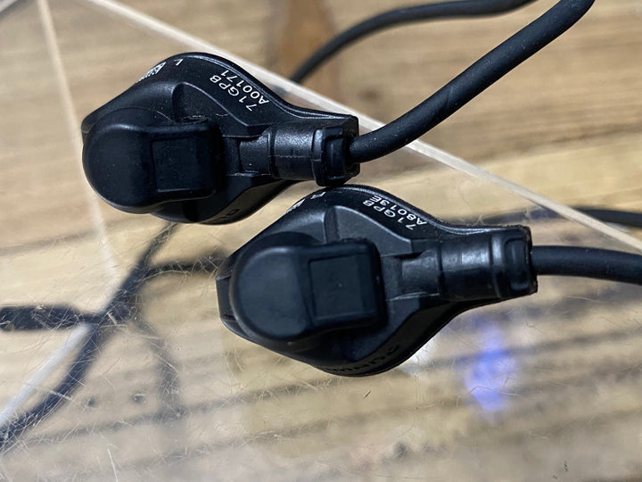 KL827 シマノ SHIMANO SW-R9150 リモートサテライトシフター シフトスイッチ Di2 電動 動作確認済