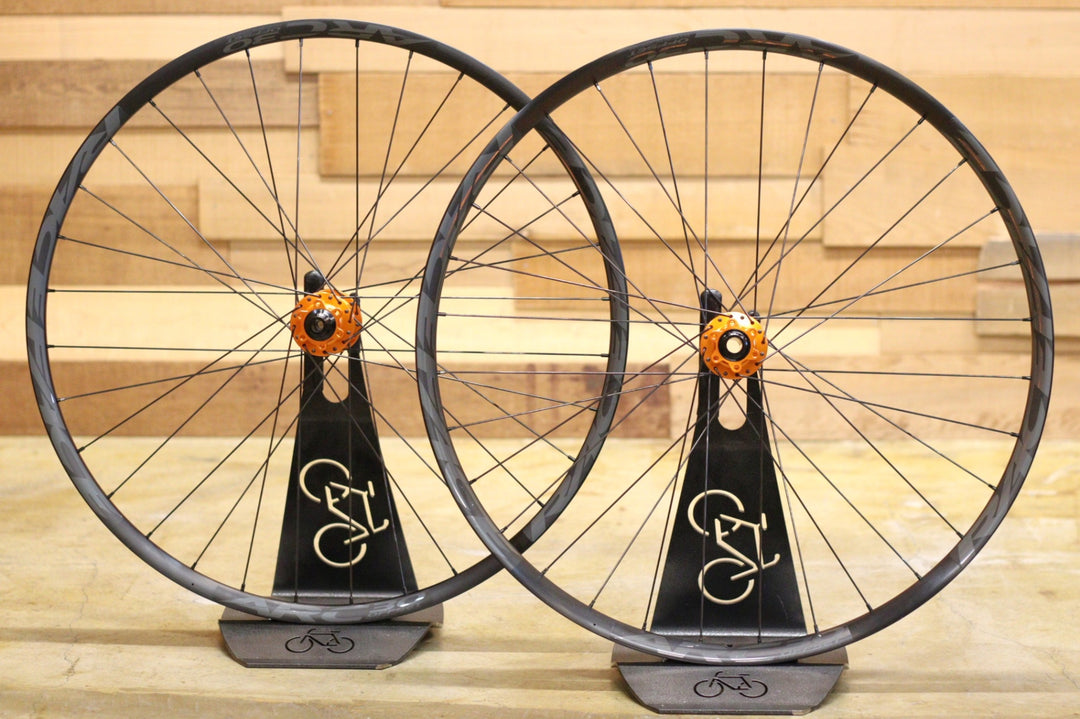 レースフェイス RACE FACE ARC 30 リム インダストリーナイン INDUSTRY NINE ハイドラ HYDRA ハブ アルミ チューブレスレディ ホイールセット シマノ MTB 11S 29インチ 【立川店】
