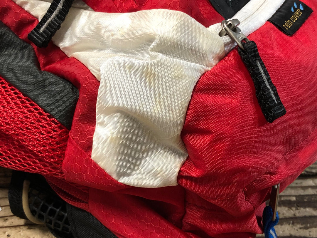 KD002 ドイター deuter RACE EXP AIR リュックサックバックパック 赤 汚れあり