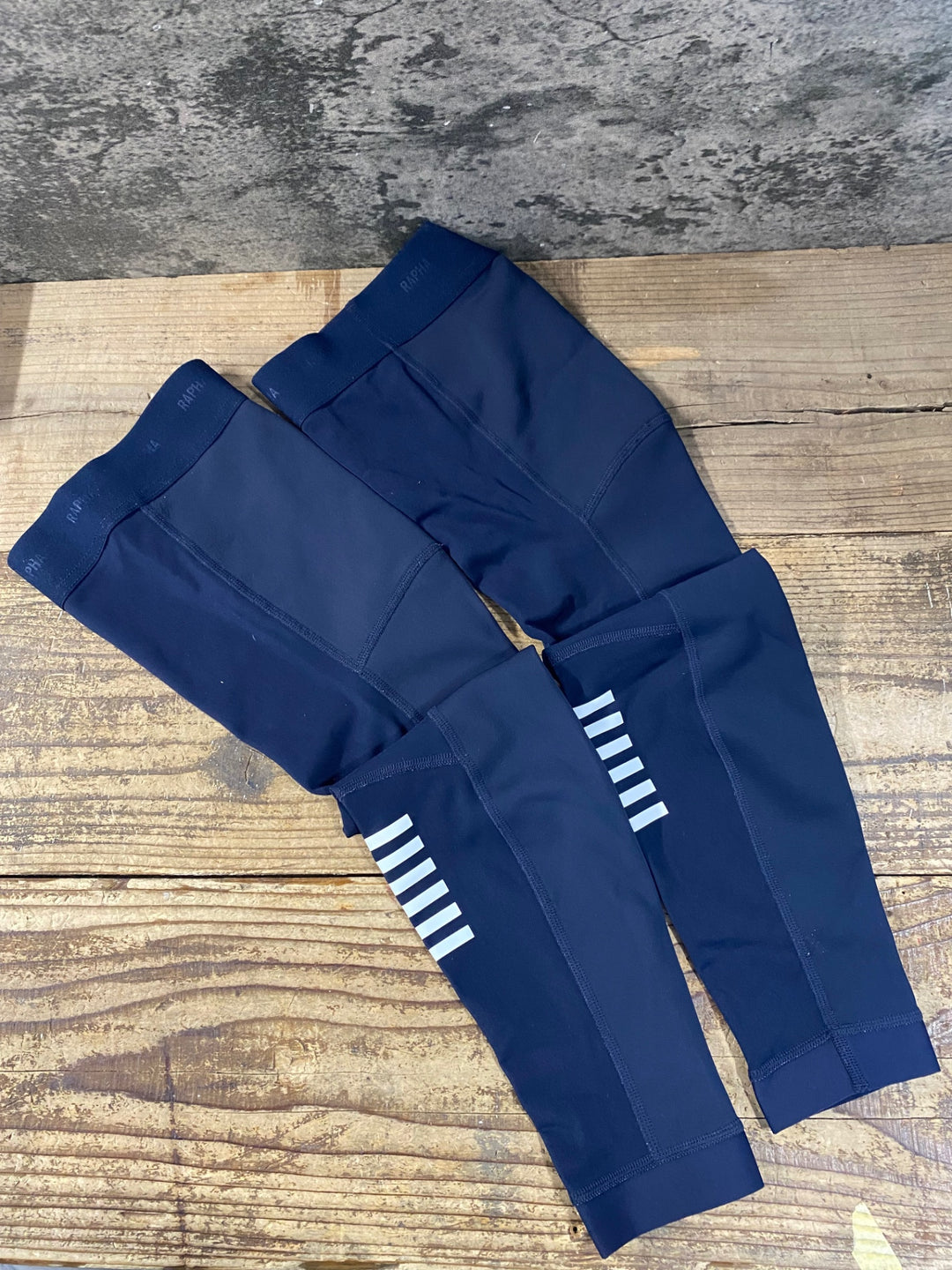 KK087 ラファ RAPHA PRO TEAM SHADOW LEG WARMERS レッグウオーマー 黒 S 裏起毛