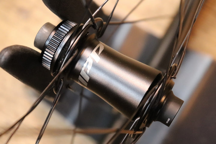 ジップ ZIPP 404 FIRECREST TUBERESS DISC カーボン チューブレスレディ ホイールセット シマノ 11S/12S 【芦屋店】