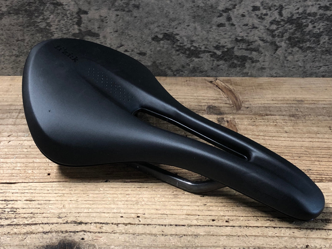 KE995 フィジーク fizik ALIANTE TEMPO R1 サドル カーボンレール 145mm