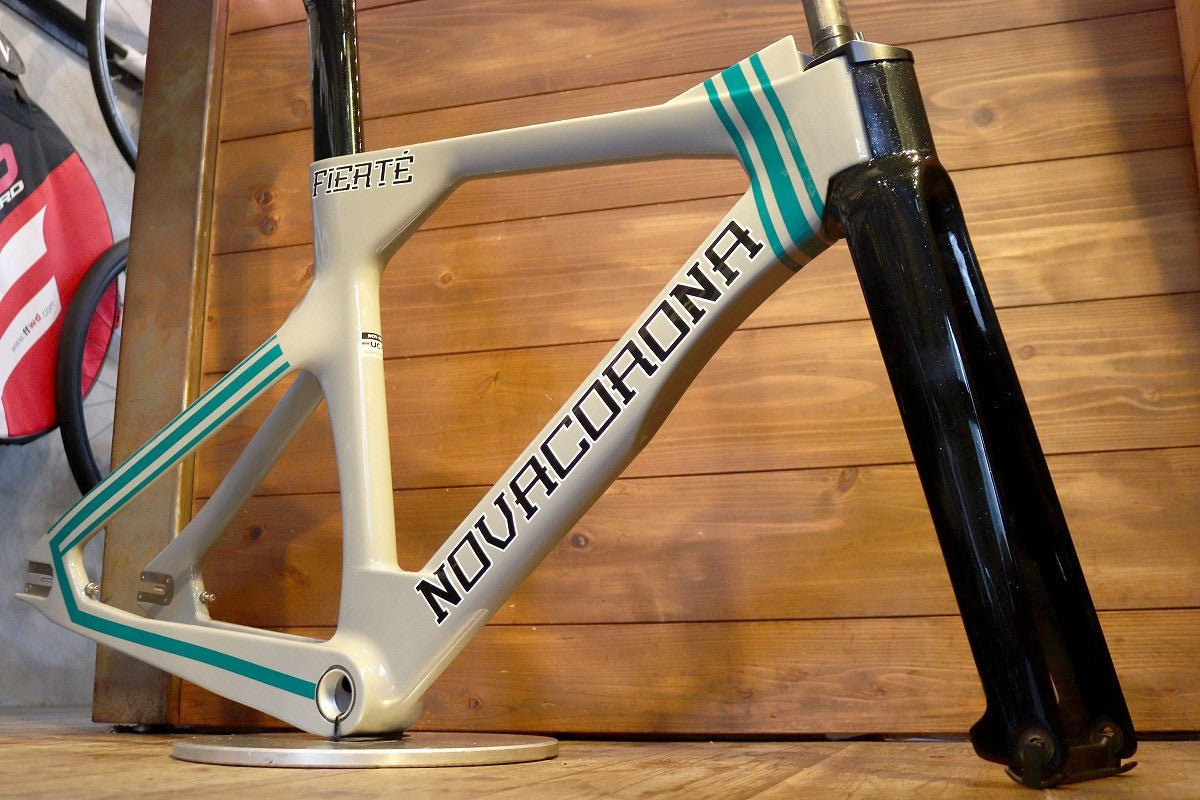 ノバコローナ NOVACORONA フィエルテ Fierte 2023 Sサイズ カーボン トラックレーサー ピストバイク フレームセット –  BICI AMORE ONLINE STORE