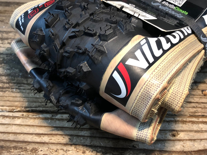 JO615 ヴィットリア vittoria MEZCAL XC-RACE GRAPHENE 2.0 タイヤ 黒茶 29x2.1 未使用