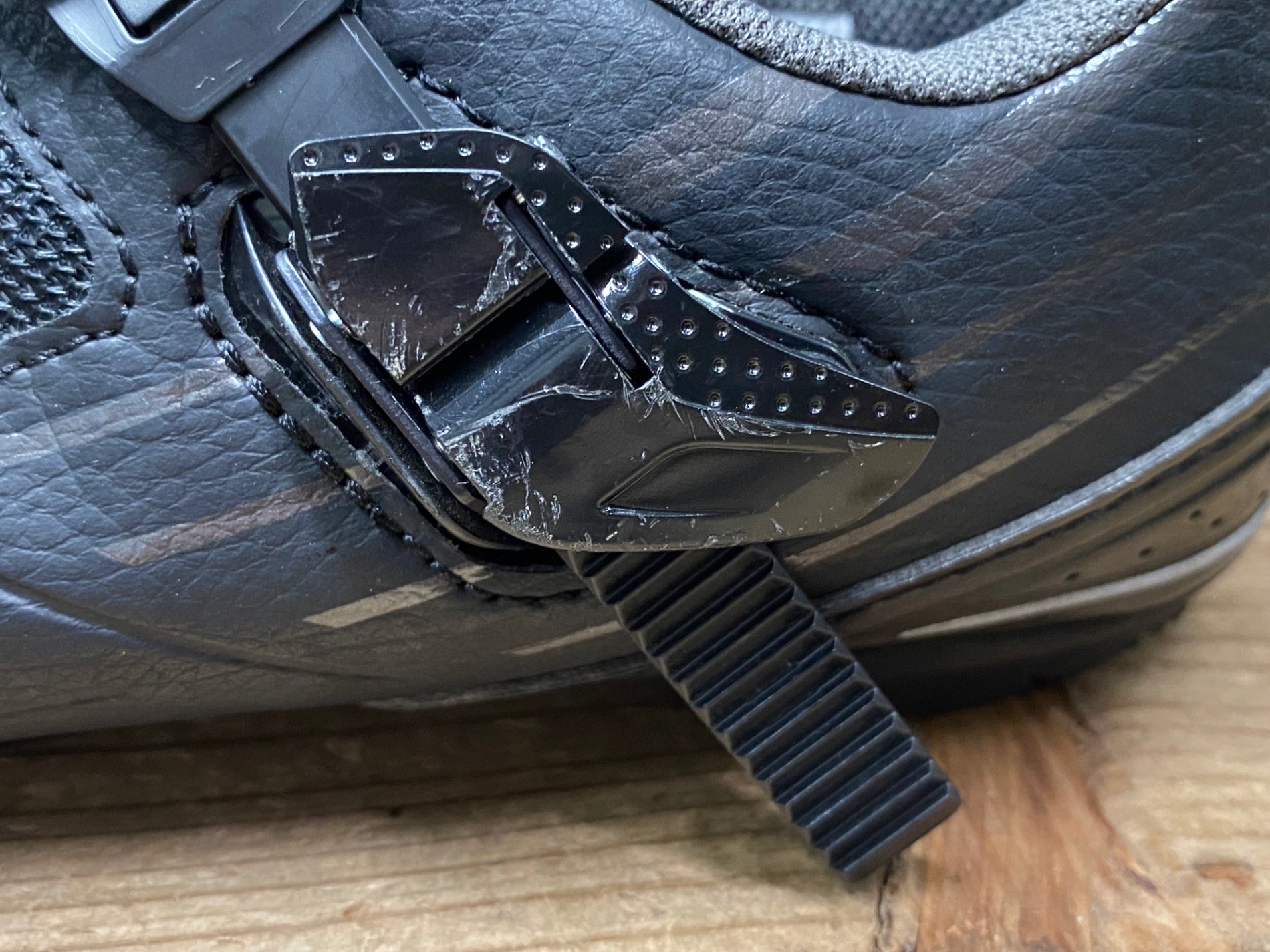 JG725 シマノ SHIMANO RP3 SH-RP300 ビンディングシューズ EU42