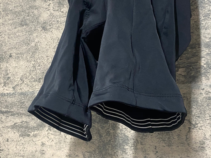 JV327 パールイズミ PEARL iZUMi レーサーパンツ 黒 MENS M