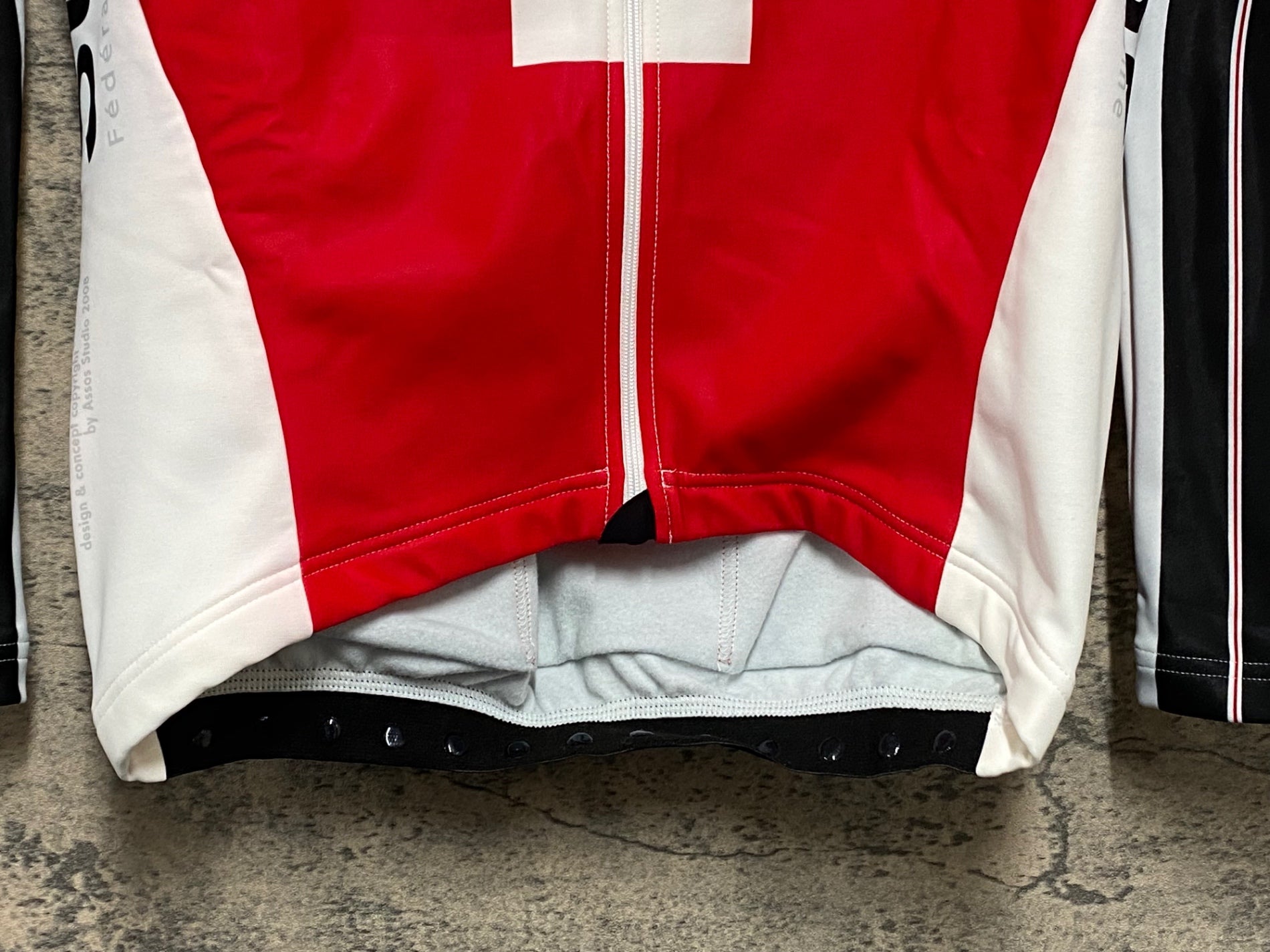 KR246 アソス assos 長袖 サイクルジャージ 白 赤 S 裏起毛 – BICI