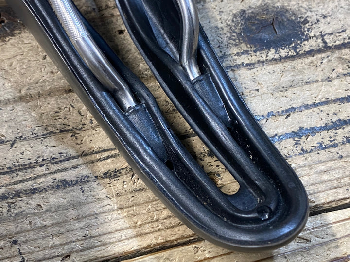 JZ347 SELLE SMP ヘル HELL サドル グレー aisi 304 tubeレール