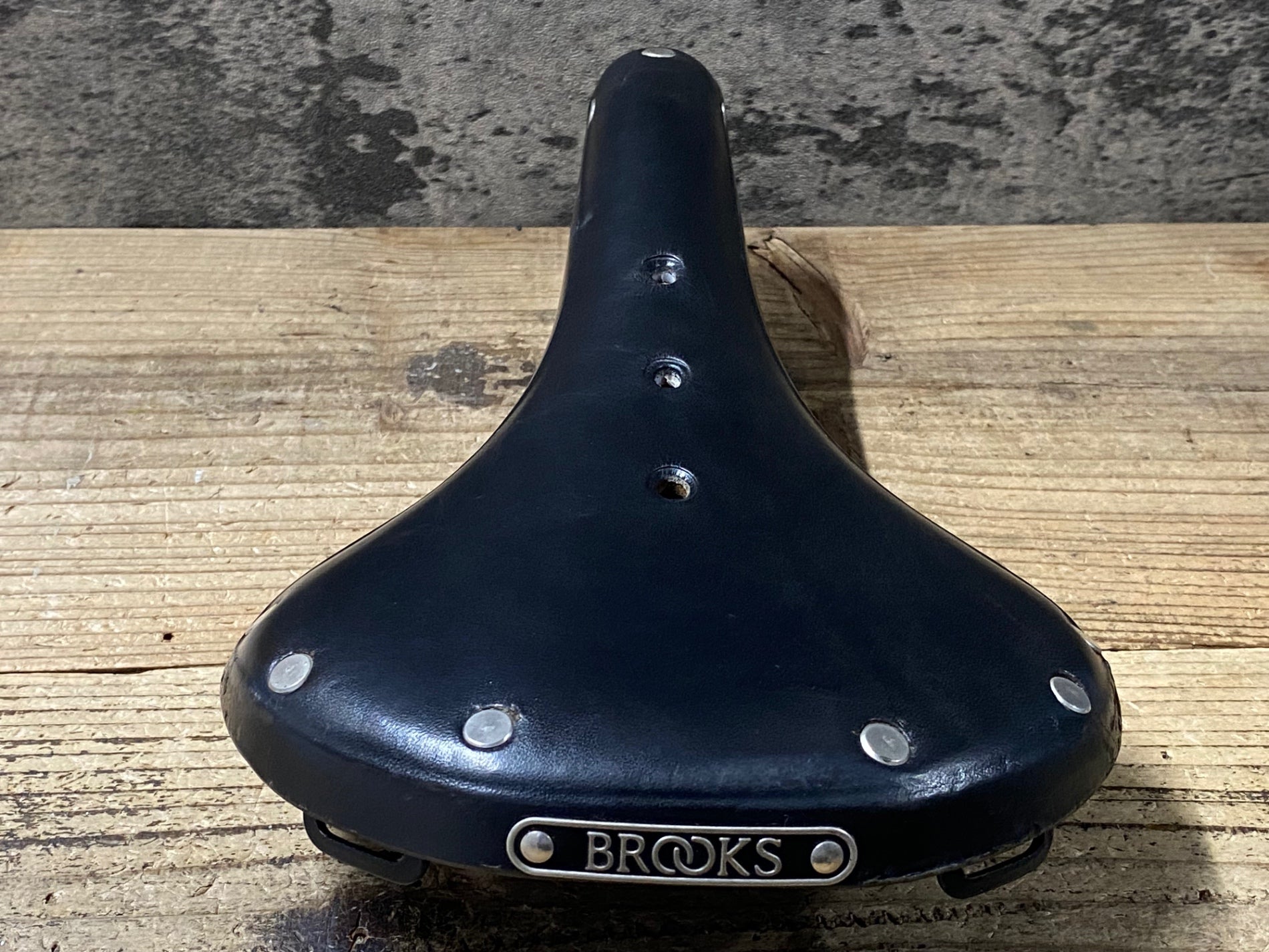 Brooks レザーサドル ブラックB17（サドル下部カットしています） KA135 ブルックス BROOKS B17 サドル 黒 – BICI AMORE ONLINE STORE