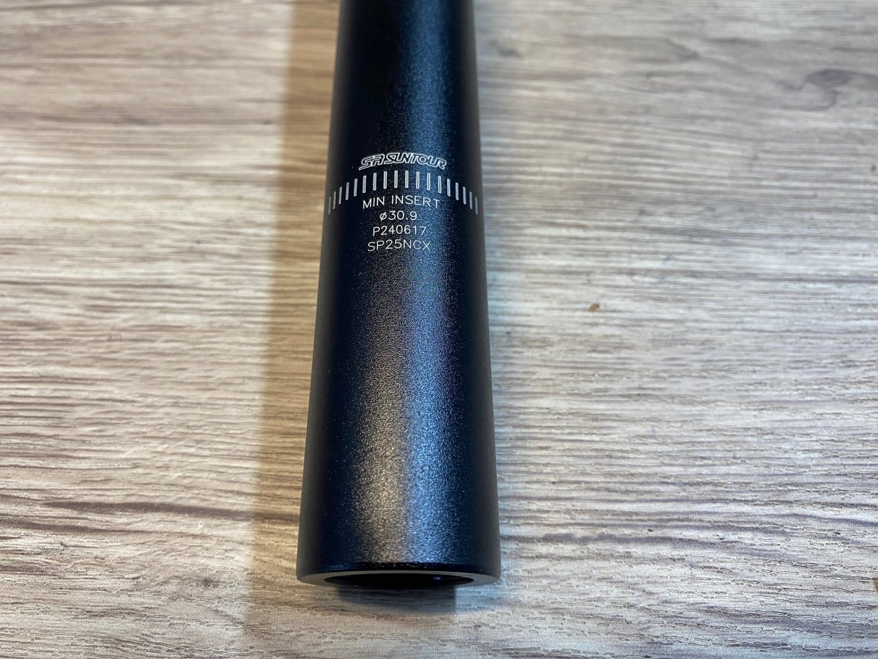 JK839 SR SUNTOUR NCX サスペンション シートポスト アルミ 黒 Φ30.9