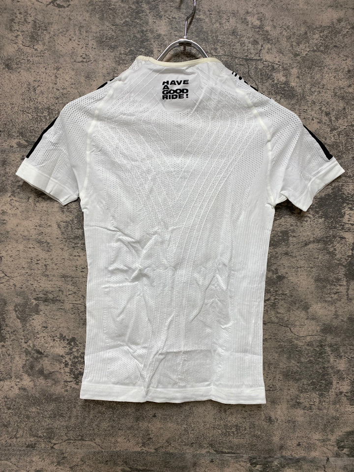JR151 アソス assos SKINFOIL EVO7 ベースレイヤー 白 1.4 SUMMER