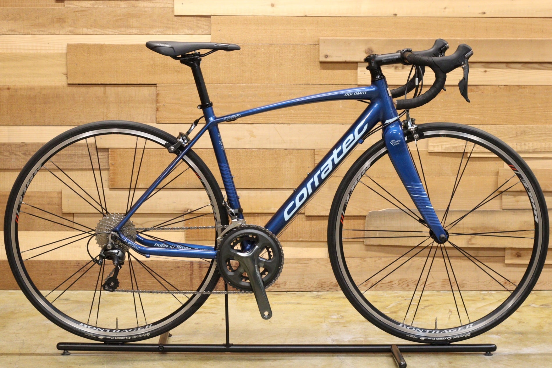 美品ロードバイク　コラテック（ドロミテ）　シマノティアグラ４７００（２×１０） コラテック CORRATEC ドロミテ DOLOMITI 2023 48サイズ シマノ