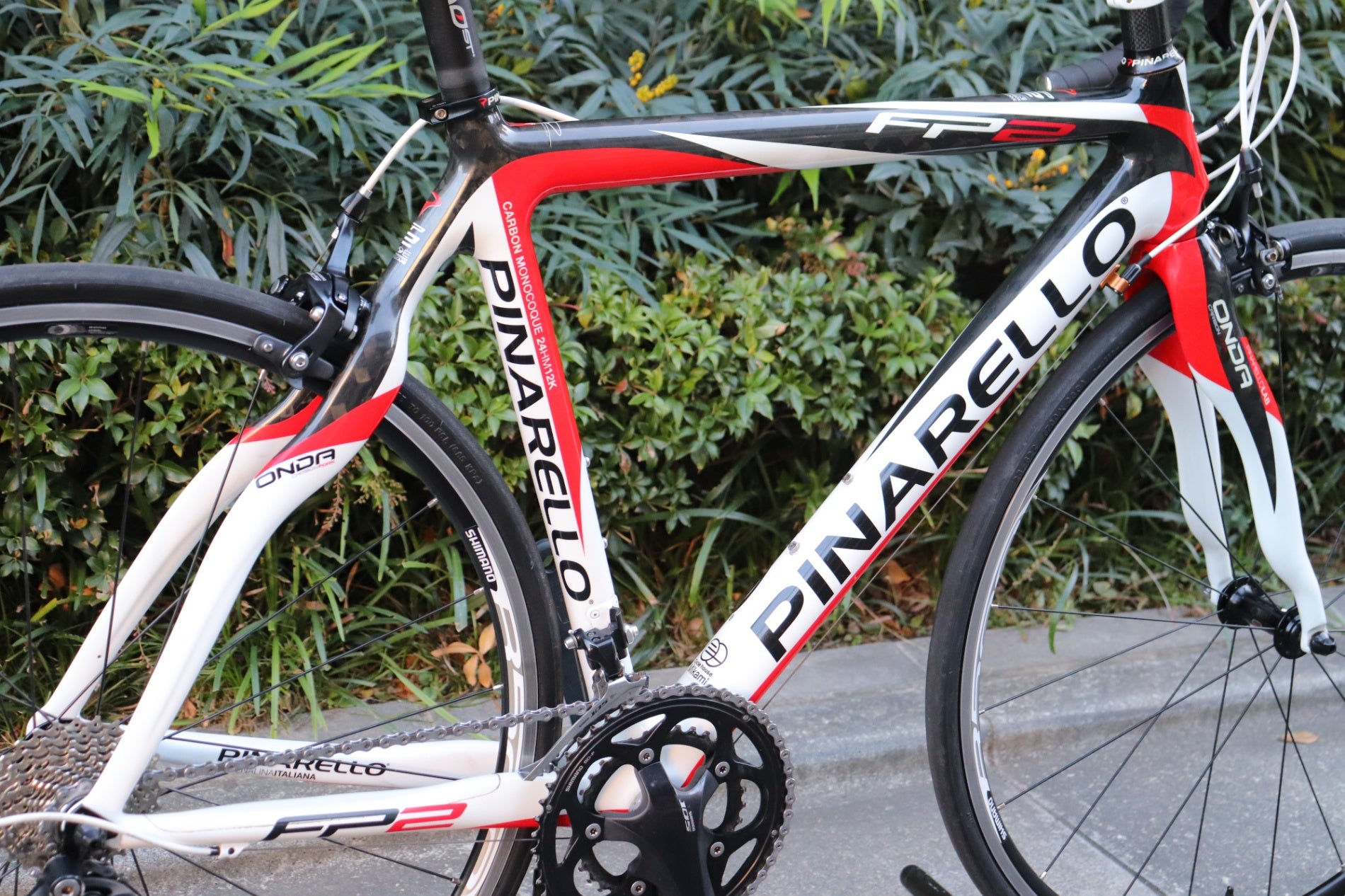 ピナレロ PINARELLO FP2 CARBON 2011年 510サイズ シマノ 105 5700 10S